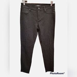 NWOT Liverpool Jean Co Black Jacquard Mid Rise Straight Leg Pants Jeggings 6P 28